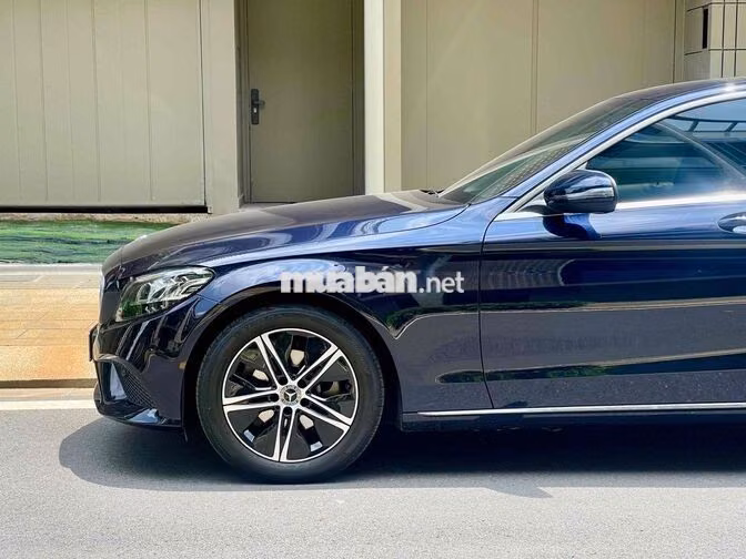 Mercedes-Benz C180 2020 Xanh 28.000 km
