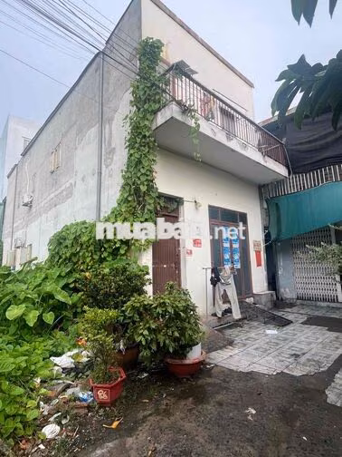 Chính chủ gửi bán gấp khuôn đất vuông vức cực đẹp, có sẵn dòng tiền kh