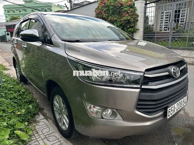 Toyota Innova 2019 Số sàn Đồng 8 chỗ