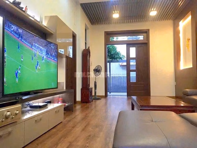 Bán căn Villa Phố Trung Tâm Tân Phú. DT 12.1x19-  CHỉ nhỉnh 22 tỶ 