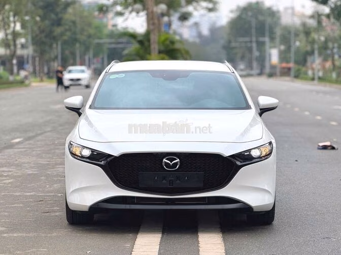 Mazda 3 Sport Luxury 2025