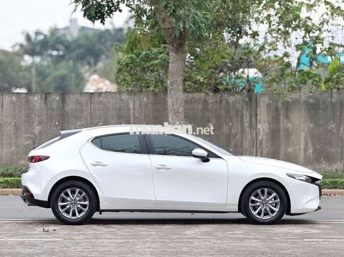 Mazda 3 Sport Luxury 2025
