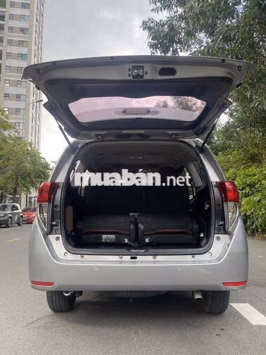 Toyota Innova 2016 2.0L Số sàn Bạc