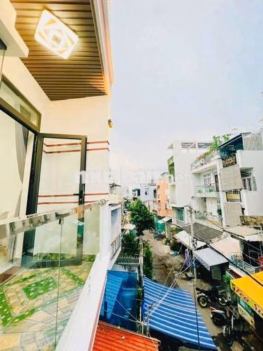 DUPLEX SINH VIÊN GẦN SƯ PHẠM, SÀI GÒN, KHTN CÁCH 1 CÂY CẦU