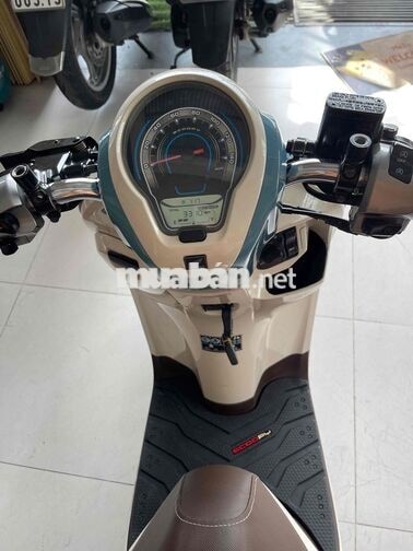 scoopy 2014 . lướt 3k km.zin nguyên bản.như mới