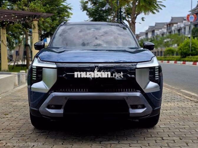Mitsu Destinator Ultimate 2026 Xanh Navi 2.500km