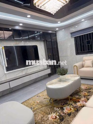 nhà phố mới 100% .có thang máy kiểu hiện đại 5pn sẵn nội thât