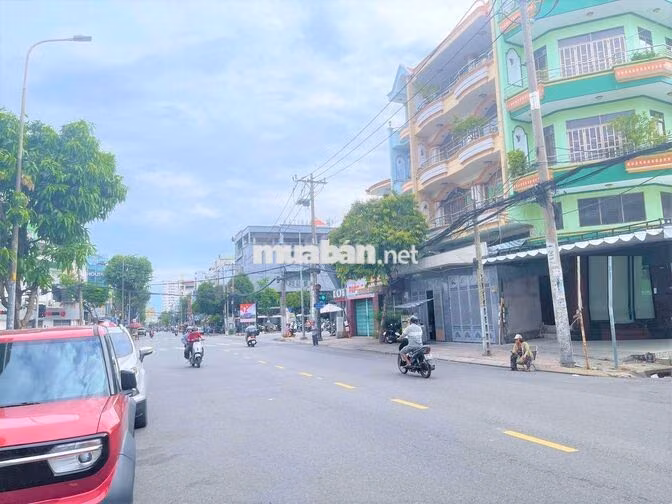 Góc Thoáng Bình Phú - Gần Siêu Thị Mega Market Bình Phú