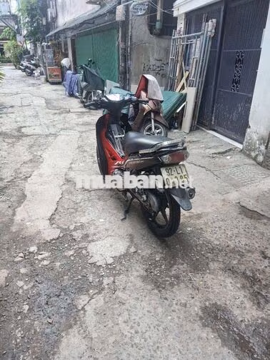 Sirius RC bánh mâm 2012 Đỏ đen 