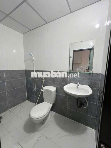 Nhà Hẻm Xe Hơi-2PN-1WC-Gia-10Tr-TL-Dien Biên Phủ.P25.Q.Bình Thạnh 