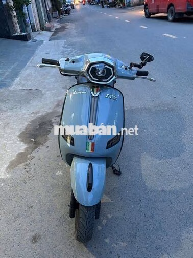 Xe máy điện Taya Vespal Xám