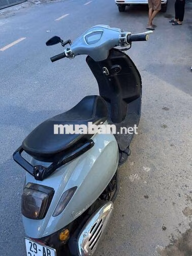 Xe máy điện Taya Vespal Xám