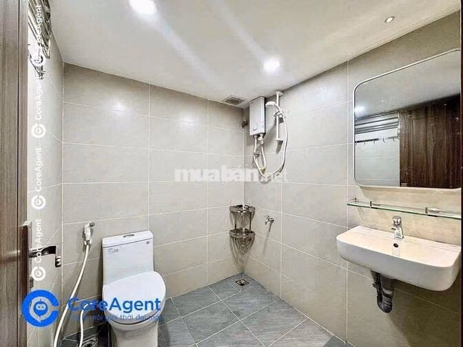 MỚI XÂY GIÁ SINH VIÊN CÓ GÁC CAO GẦN LÀNG ĐẠI HỌC KTX KHU B