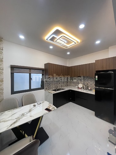 Nhà mới đẹp full nội thất cao cấp Huỳnh Tấn Phát, Q7
