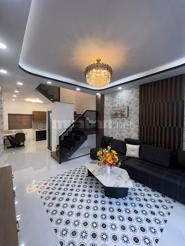 Nhà mới đẹp full nội thất cao cấp Huỳnh Tấn Phát, Q7