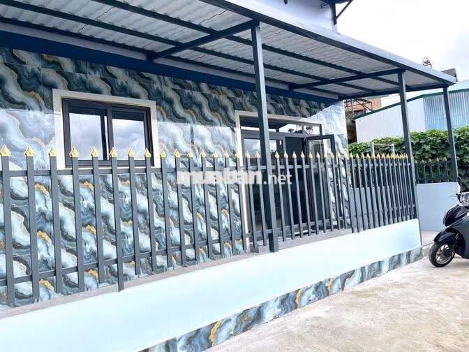 CHO THUÊ NHÀ NGUYÊN CĂN 1 PHÒNG NGỦ 1 GÁC CÓ SÂN RỘNG ĐƯỜNGTỰ PHƯỚC
