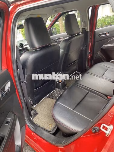 Suzuki Swift 2019 Tự động Ghế da Đỏ