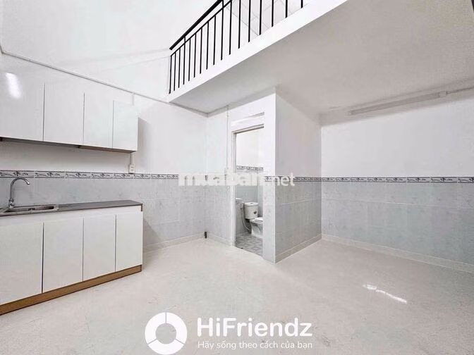 NHÀ MỚI - MỘT TRỆT MỘT LẦU - SẴN MÁY LẠNH - BÌNH TRỊ ĐÔNG
