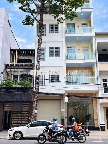 Nhà 1 Trệt 03 Lầu - Mặt Tiền đường Trần Hưng Đạo , Ninh Kiều , Cần Thơ