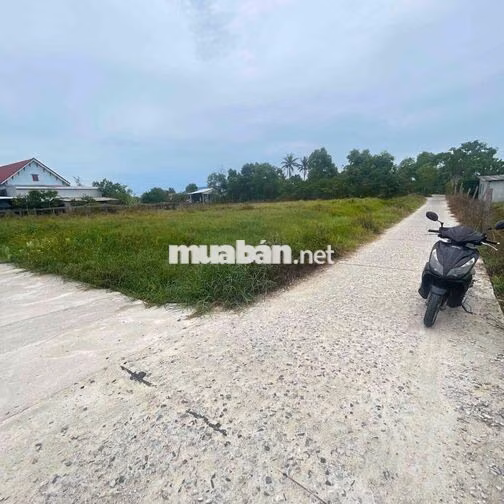 Đất Thôn 2 Vinh Thanh , Đông Dân Cư