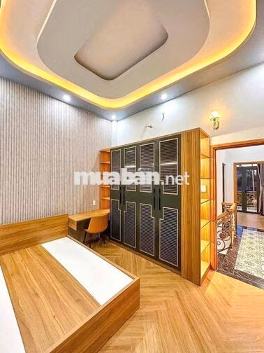 Nhà trệt lầu 2PN full nội thất KDC Hàng Bàng 7,5 triệu