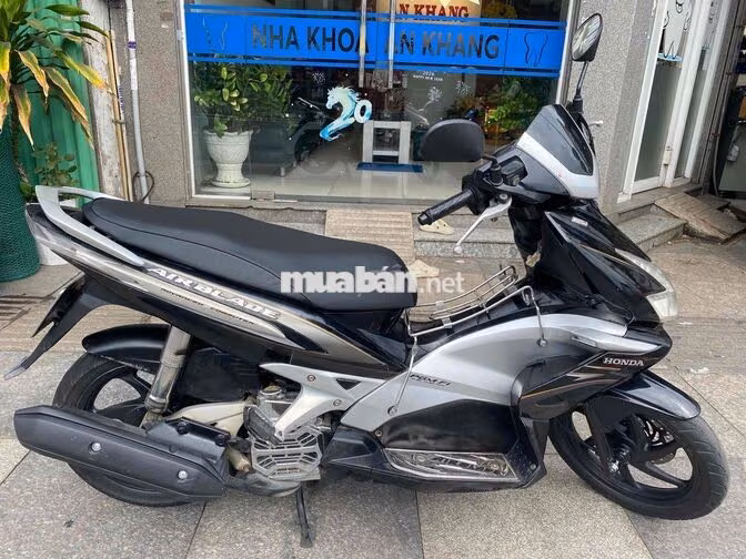 Air Blade FI 2010  thành phố