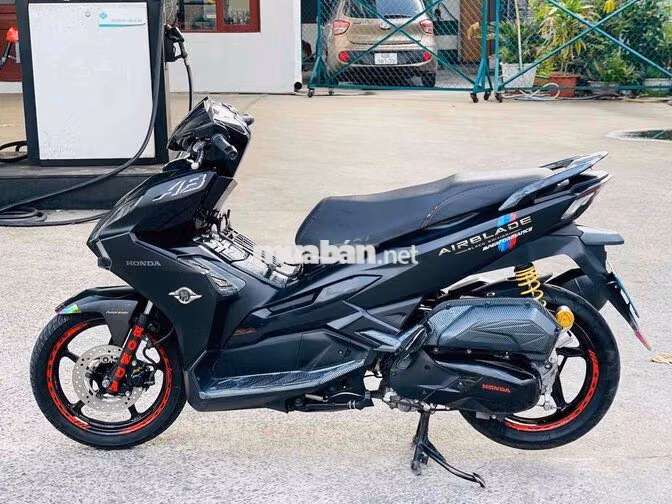 Honda Air Blade 2023 4val chính chủ