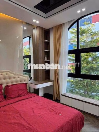 Cho thuê nhà 4 tầng Kiệt 4m Trần Cao Vân - Gần Lê Độ - Gần Bãi Tắm Hà