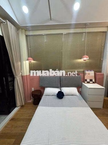 📌CĂN HỘ NGUYỄN BỈNH KHIÊM Q.1, STUDIO BAN CÔNG LỚN - FULL NỘI THẤT