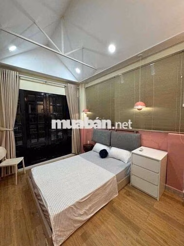 📌CĂN HỘ NGUYỄN BỈNH KHIÊM Q.1, STUDIO BAN CÔNG LỚN - FULL NỘI THẤT