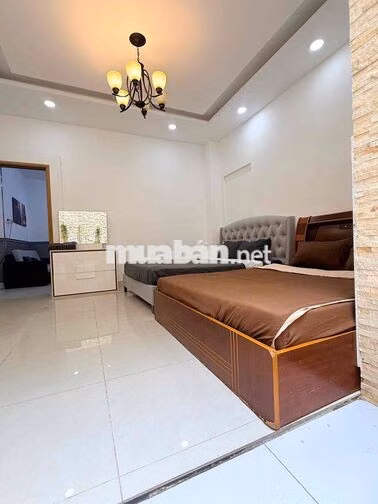 🔥 NGUYÊN CĂN Q1 – 2PN 65M² – PHÒNG KHÁCH + BẾP | 17TR