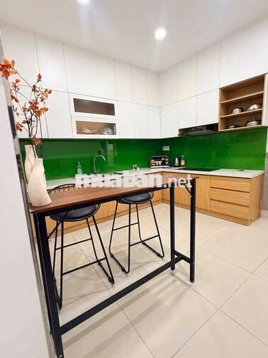 🔥 NGUYÊN CĂN Q1 – 2PN 65M² – PHÒNG KHÁCH + BẾP | 17TR