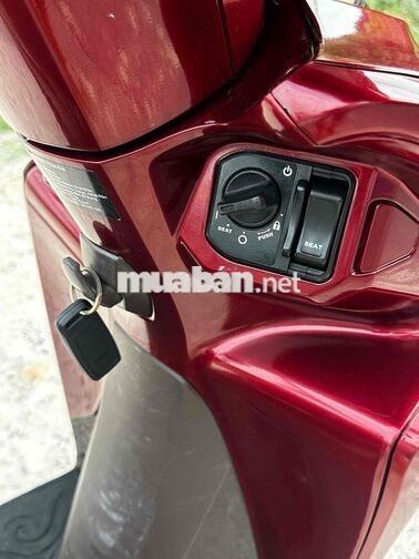 Honda Vision 2022 Khóa thông minh màu Đỏ
