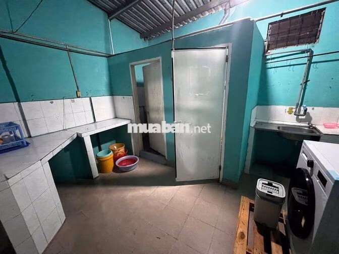 Cho thuê nguyên Lầu 3, ngay trung tâm Q5, nội thất đầy đủ, Giá 7,5tr