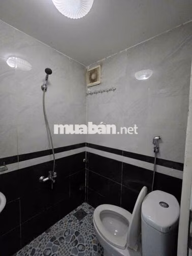 CHÚ Ý ! SIU PHẨM 30M2 - THANG MÁY, CHỈ TÍNH ĐIỆN VÀ NƯỚC - PHÚ NHUẬN