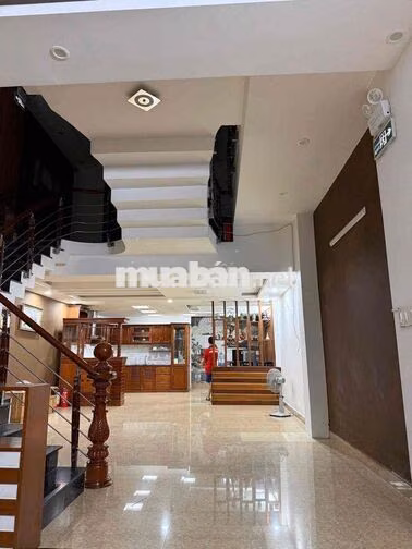 172 ✨ 🏡 CHO THUÊ NHÀ 3 TẦNG KIỆT Ô TÔ ĐƯỜNG NGÔ QUYỀN