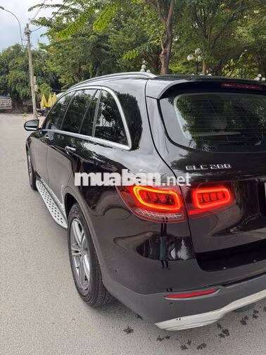 Mercedes-Benz GLC200 2022 Đen 37.686 km