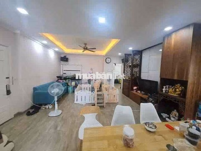 CĂN HỘ 131M2 3PN H2 196 HOÀNG DIỆU