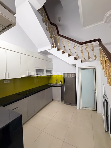 GIỮA TRUNG TÂM HÀ NỘI – NHÀ CHO THUÊ NGUYÊN CĂN PHỐ BÀ TRIỆU HOÀN KIẾM
