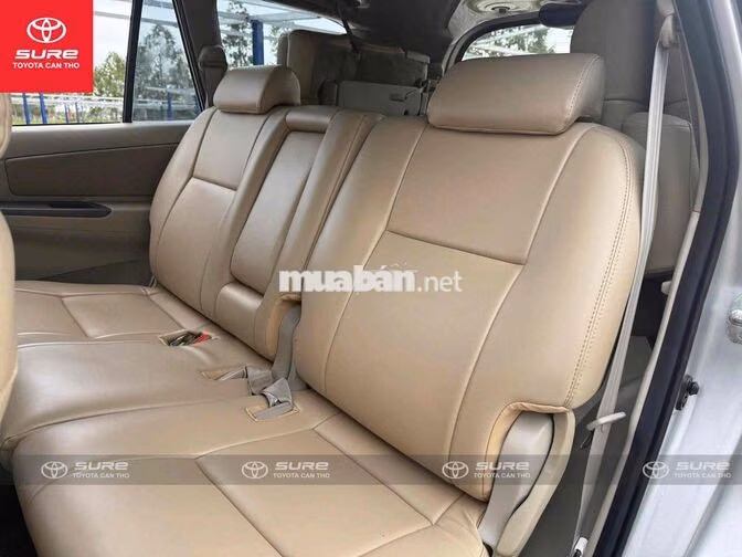 Toyota Innova E 2016 Số sàn odo 121.000km