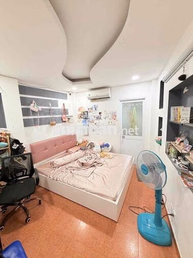 Bán nhà HXH MINH PHỤNG Q.11 , 35m2 , 3 Tầng , Cách 1 Căn ra mặt tiền