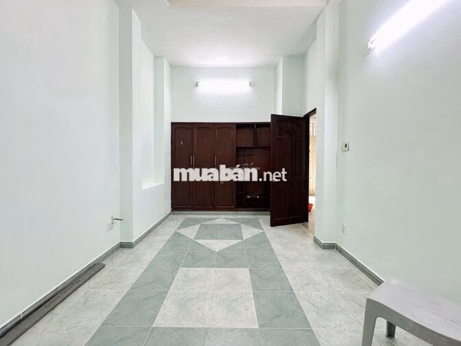 Cho thuê biệt thự Lê Quang Định 5PN Dt 7x10m 2 lầu 18 TR 