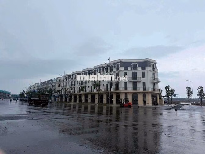 NHÀ LIỀN KỀ MT ĐƯỜNG 13M.DT:5M*15M.STSD.244M2.4TẦNG.4 PN.CHỈ 12,69 TỶ