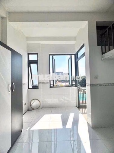 DUPLEX BAN CÔNG FULL NỘI THẤT CÁCH ĐẠI HỌC VĂN LANG CS3 500M