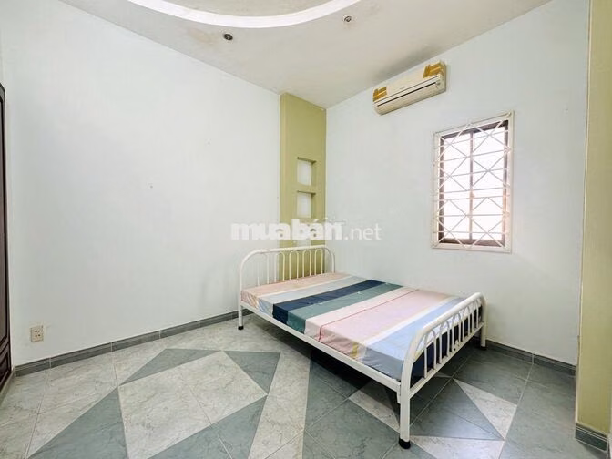 Cho thuê biệt thự Lê Quang Định 5PN Dt 7x10m 2 lầu 18 TR 