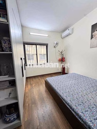 Bán chung cư phố Định Công 66m T2 giá 5 tỷ sổ CC có TL full nội thất 2