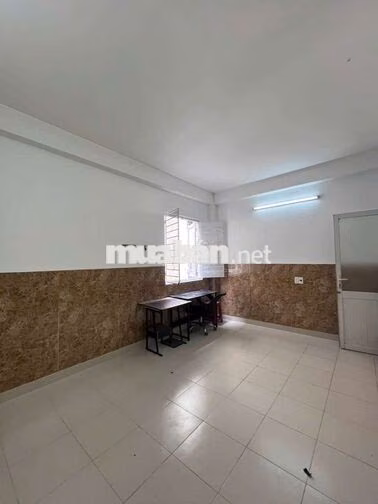 CÒN PHÒNG TRỌ Q.10, GIÁ RẺ, TOILET RIÊNG, CÁCH ĐH BÁCH KHOA 300M