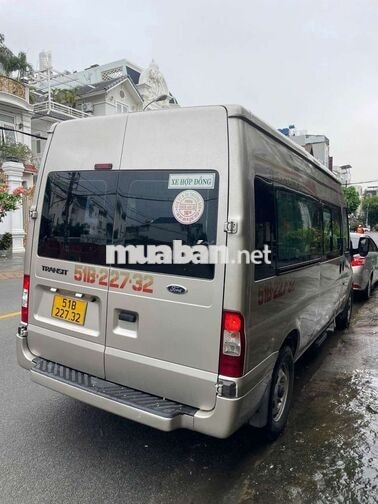 Ford Transit 16 chỗ Vàng cát 2011