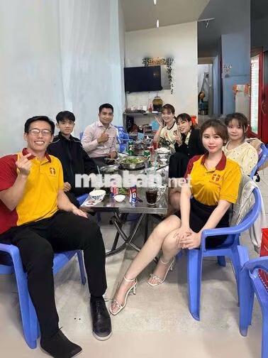 tuyển dụng nhân viên văn phòng