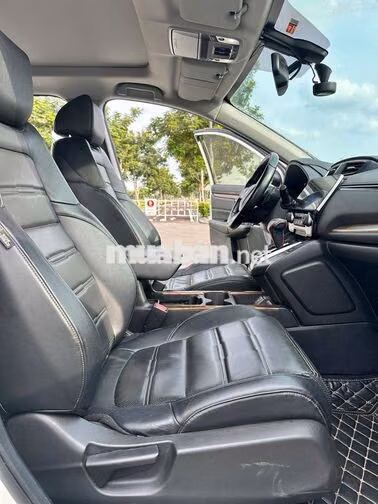 Honda CRV L 1.5 Turbo 2018 đi 68.000km full hãng